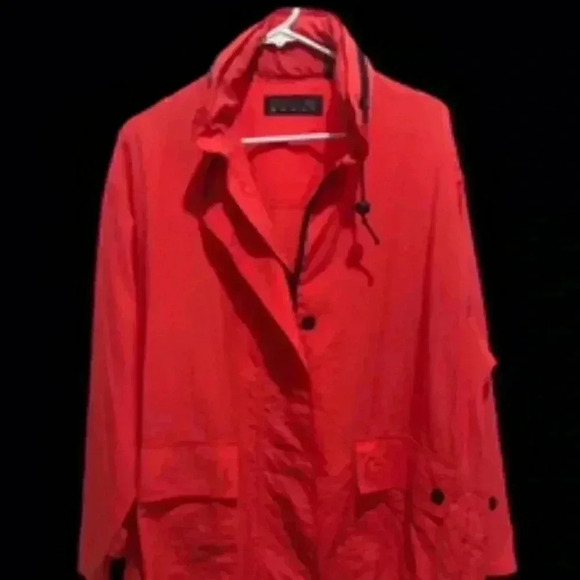 Chaus Sport Red Nylon Wind Breaker W/hood Men’s Size‎ Large - Picture 1 of 9